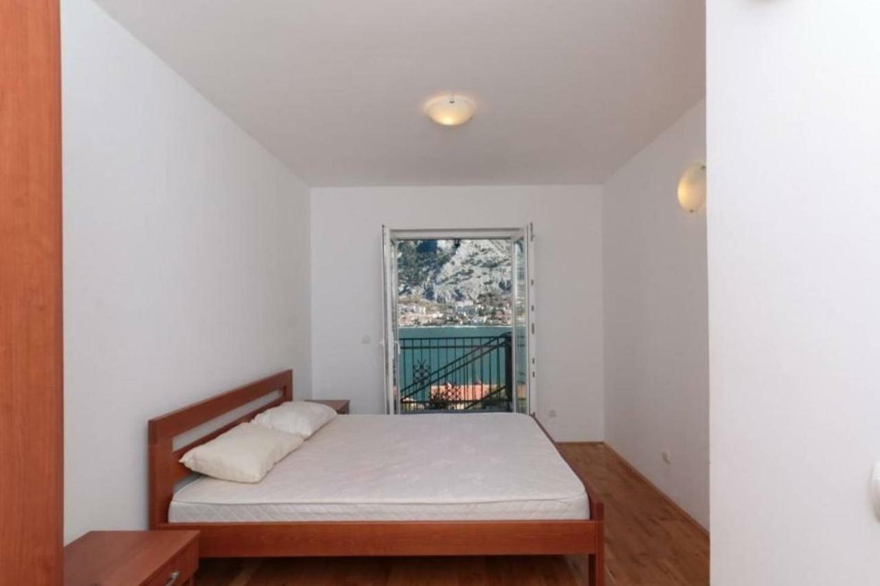 Sun Apartment Kotor Extérieur photo