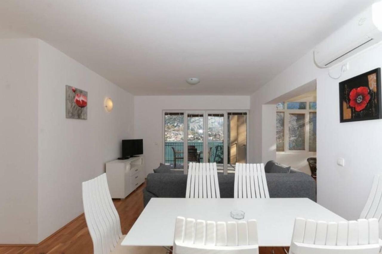 Sun Apartment Kotor Extérieur photo